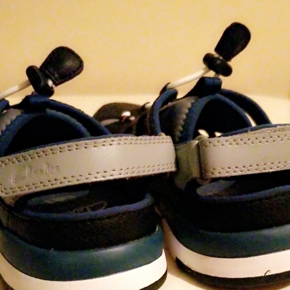 Shoes - Picture 2 of 3